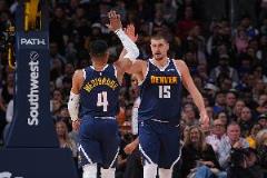 約基奇：G1表現(xiàn)讓威少自信爆表