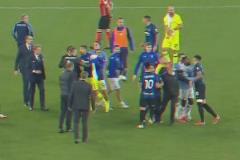 足壇頂級名場面！跟你的好朋友做對手時(shí)總會(huì)產(chǎn)生誤會(huì)！