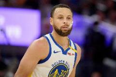 庫里季后賽對陣火箭砍下64分真實命中率82.4%