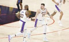 魔術(shù)師：湖人輸在防守漏洞與對抗不足，過度依賴詹東里單打