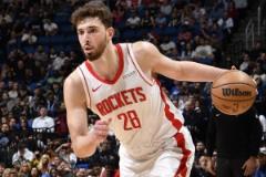 申京開場轟16分！13中8炸扣驚艷全場