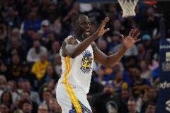 防守在線！追夢5次搶斷送出4分6板3助攻1帽 正負值+4