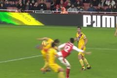 新年第一天鎖定普斯卡什！吉魯曾對(duì)水晶宮打入超級(jí)蝎子擺尾