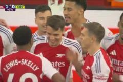 阿森納開場閃擊！厄德高任意球助攻，基維奧爾頭球破門