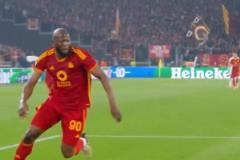 當你有體重的時候，過人也可以像盧卡庫一樣變得簡單有效