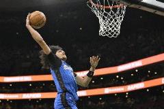 布萊克首節(jié)高效表現(xiàn) 獻7分2斷正負值+10