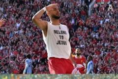 加克波進球后脫球衣慶祝：I BELONG TO JESUS