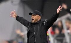 體圖：孔帕尼強(qiáng)調(diào)勿公開批評(píng)球隊(duì)，維護(hù)團(tuán)隊(duì)團(tuán)結(jié)