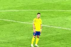 倍感自責！最后時刻錯失絕平！C羅賽后自言自語重復(fù)射門動作！