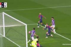 錯失良機！馬丁后點頭球擺渡！亞馬爾打空門遭門線解圍！