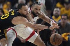 狄龍：如果庫里不想打籃球，應(yīng)該去打網(wǎng)球