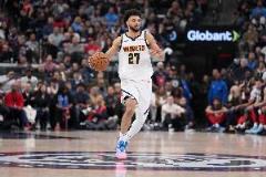 越難越勇！穆雷15投7中貢獻(xiàn)16分5籃板2助攻1封蓋 正負(fù)值+19