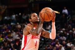 杰倫-格林賽季15場(chǎng)得分不上雙 火箭6勝9負(fù)困境