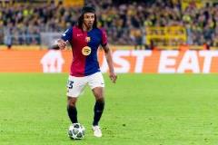 孔德辟謠：質(zhì)疑換萊萬上場(chǎng)是編造故事，不是新聞報(bào)道！