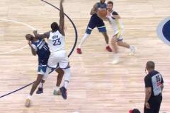 追夢(mèng)惡犯重返替補(bǔ) 標(biāo)靶中心怒喊：垃圾追夢(mèng)！