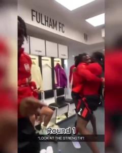 富勒姆更衣室激情對(duì)決，特勞雷力摔巴錫展現(xiàn)魔鬼力量