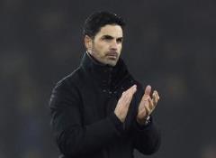 內維爾：阿爾特塔執(zhí)教頂級球隊5年無冠仍展現(xiàn)非凡成就