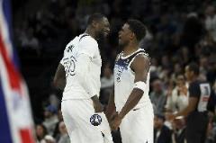 蘭德?tīng)柵c愛(ài)德華茲同場(chǎng)爆發(fā)30+ 隊(duì)史季后賽首現(xiàn)雙30紀(jì)錄