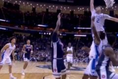 堪比杜克師兄錫安？準(zhǔn)狀元弗拉格曾送出炸裂排球血帽