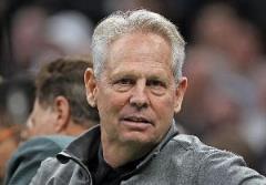 美記：爵士隊或?qū)⑻剿飨蛏辖灰走x秀權(quán)