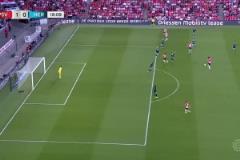 奪回爭冠主動權(quán)！埃因霍溫4-1勝赫拉克萊斯殺回榜首！