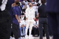 科爾：傷病是季后賽的一部分，我們兩方面的情況都經(jīng)歷過