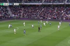 多打一人慘遭絕平！阿賈克斯2-2戰(zhàn)平格羅寧根，4輪不勝送出榜首！