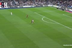 開場錯(cuò)失良機(jī)！居勒爾送直塞，恩德里克單刀打門被撲出！