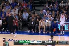 有人管管嗎末節(jié)領(lǐng)先30分錫伯杜還在用主力，場邊OG也要上