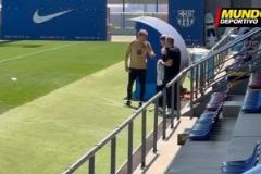 勒夫現(xiàn)身巴薩訓(xùn)練場(chǎng)，曾與弗里克共事于德國隊(duì)