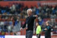 足球報(bào)：云南玉昆三連勝創(chuàng)隊(duì)史新紀(jì)錄，升班馬表現(xiàn)引關(guān)注