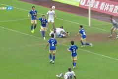 這球漂亮??！中甲遼寧鐵人外援姆本扎禁區(qū)內(nèi)精彩倒鉤破門