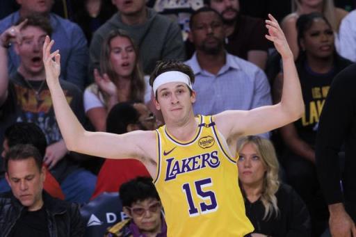 湖人僅在獲得"頂級內(nèi)線"的情況下才會考慮交易里夫斯