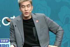 郭艾倫談當(dāng)年打美國：開始不敢打 我媽點醒了我“運(yùn)球你的強(qiáng)項得多運(yùn)啊”