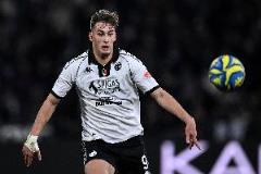 意媒：都靈、博洛尼亞和帕爾馬有意簽下F-埃斯波西托，國(guó)米愿出租球員