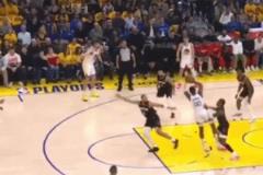 西決沖突頻發(fā)？狄龍撞庫(kù)里未被吹罰，SGA空中摔被判犯規(guī)