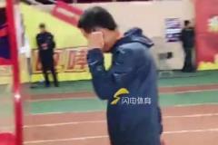 足協(xié)杯第3輪山東泰山vs青島紅獅，賽前馬永康主動(dòng)與崔康熙握手