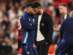 記者評阿莫林：曼聯(lián)教練需持續(xù)適應(yīng)環(huán)境，不可固執(zhí)己見