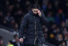 記者：阿莫林原本希望今夏開始執(zhí)教，但曼聯(lián)要求他必須立即接手