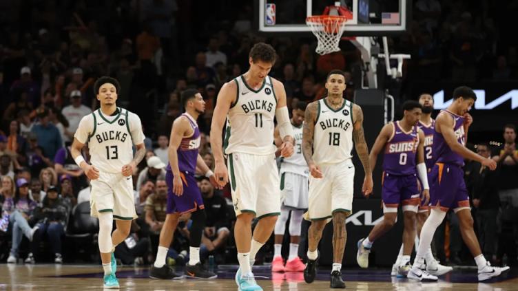 大洛佩茲今夏成為自由球員，湖人高管透露已盯上這位37歲雄鹿內(nèi)線老將