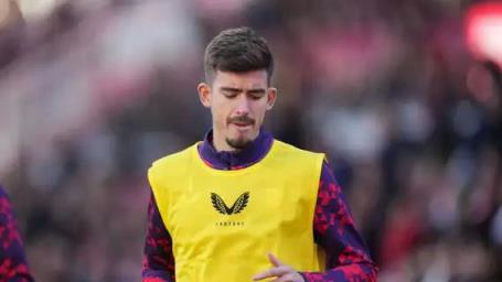 塞維利亞后衛(wèi)薩拉斯涉賭案新細(xì)節(jié)曝光：操縱黃牌與假賬戶下注