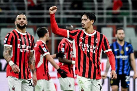 記者：賴因德斯和萊奧或?qū)⒆詈笠淮螢槊滋m出戰(zhàn)蒙扎比賽