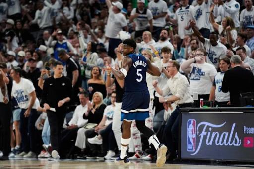 森林狼大勝雷霆創(chuàng)NBA歷史最大凈勝分紀(jì)錄