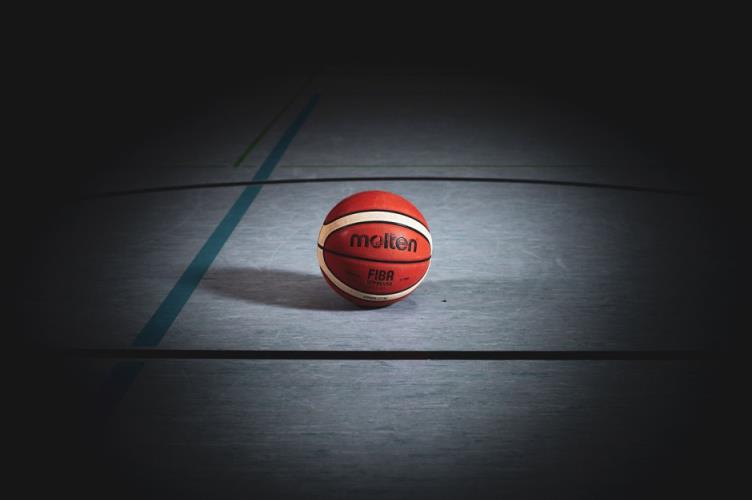 北京隊長翟曉川續(xù)約可能性大，或簽訂兩年老將合同，總決賽G5罰球絕殺引關(guān)注