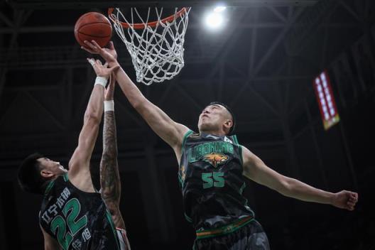 趙繼偉迎來新助力？同曦核心成焦點(diǎn)，遼寧或?qū)⑿袆?></a></div>
          <div   id=