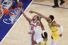 東決G3裁判爭議：內(nèi)史密斯出界誤判與布里奇斯犯規(guī)爭議